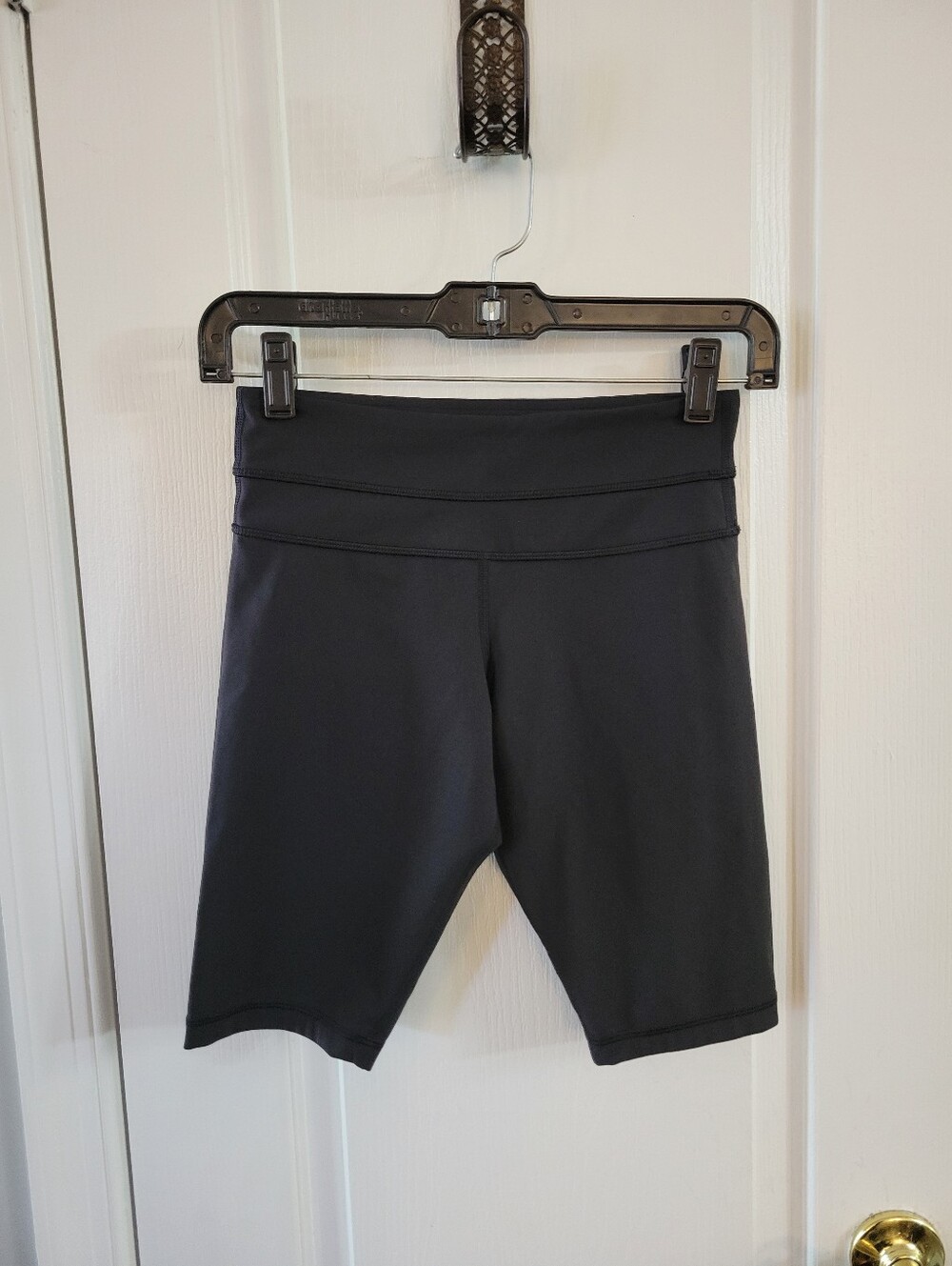 Lululemon Groove Biker Short Full-On Luxtreme (Tall) Black Size 4